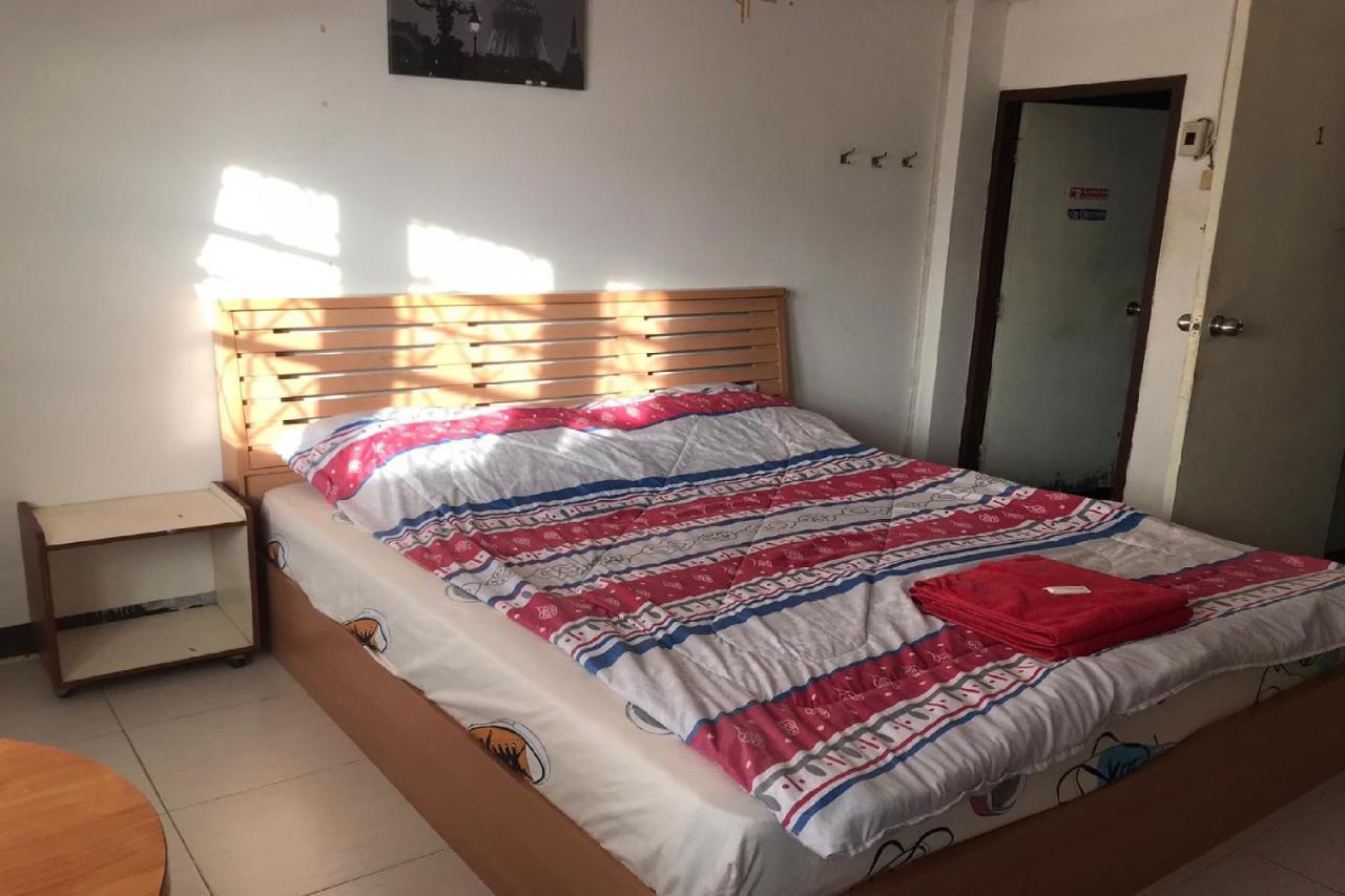 Oyo 1141 Ban Dao Hotel Bãi biển Jomtien Ngoại thất bức ảnh