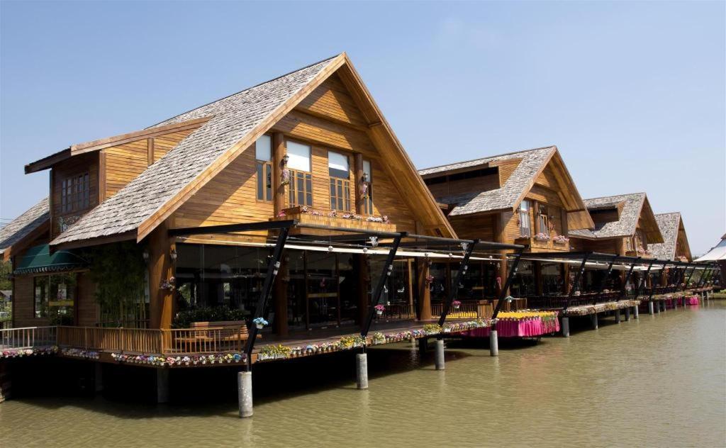 Oyo 1141 Ban Dao Hotel Bãi biển Jomtien Ngoại thất bức ảnh