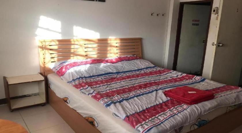 Oyo 1141 Ban Dao Hotel Bãi biển Jomtien Ngoại thất bức ảnh